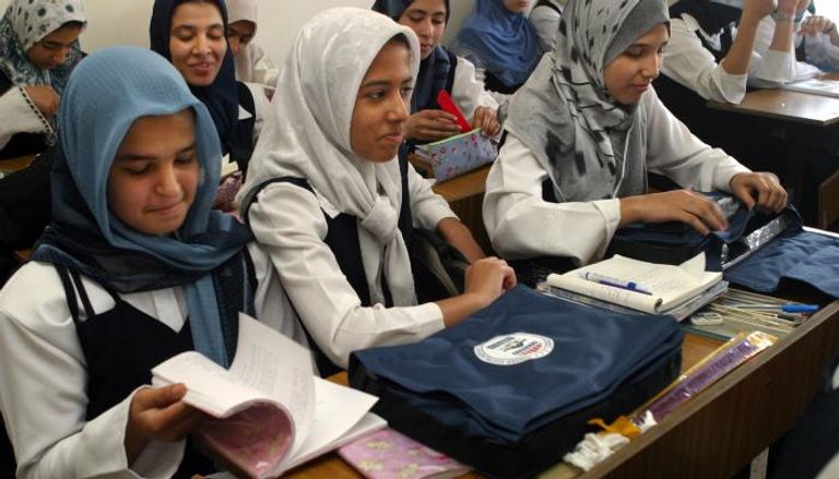 طالبة عراقية تقتل زميلتها بوضع السم في هذا المكان...؟