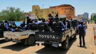 توقيف متهمين بسرقة انبوبة غاز وبطانية وحفاظة موية