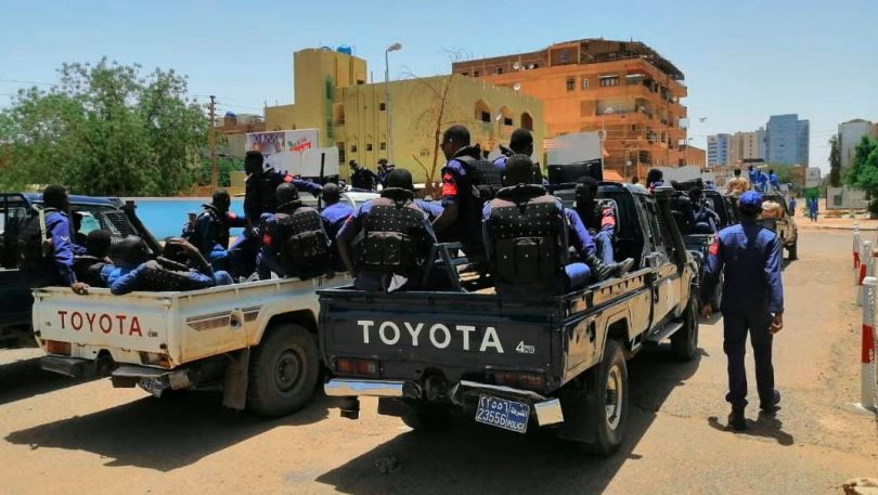 توقيف متهمين بسرقة انبوبة غاز وبطانية وحفاظة موية